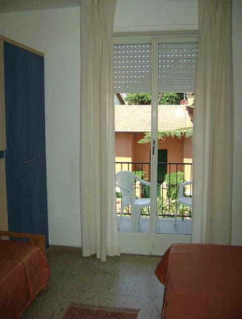 Hotel Garden Tirrenia Kültér fotó