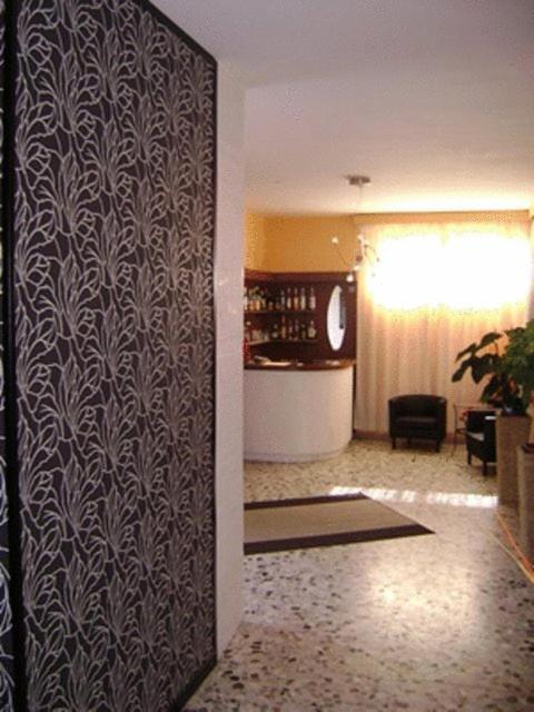 Hotel Garden Tirrenia Kültér fotó